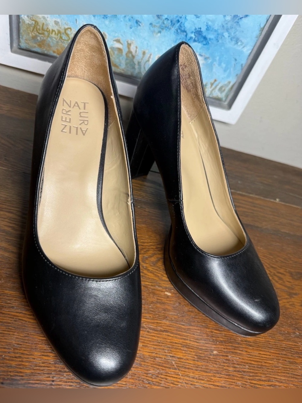 Naturalizer Black Leather Round-Toe Block Heel Pumps